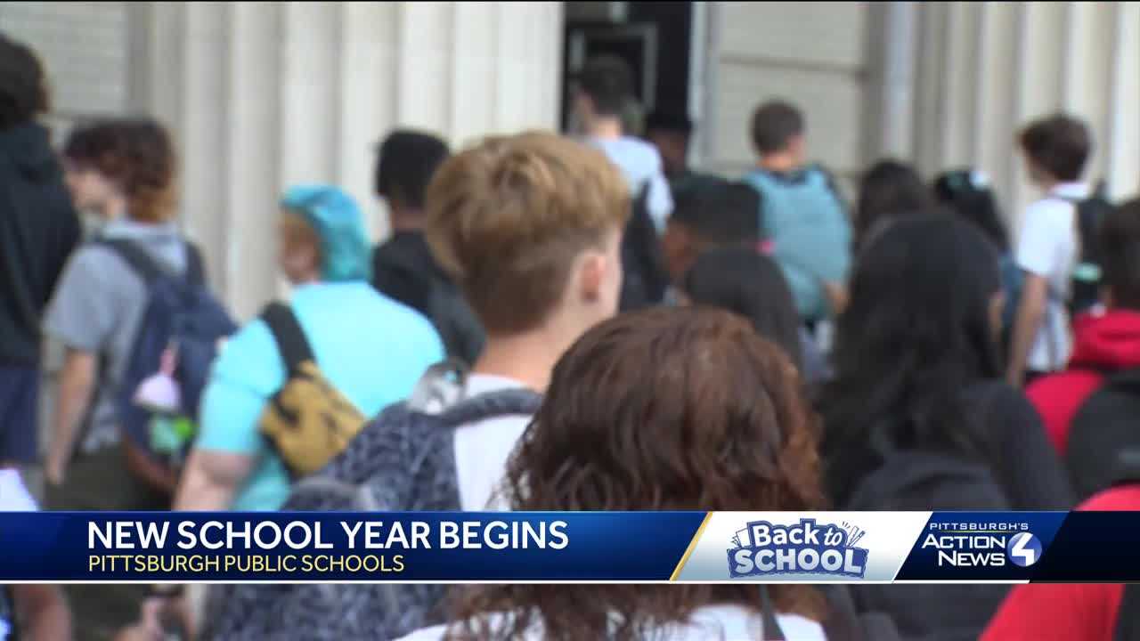 Pittsburgh Public Schools Students Head Back To The Classroom