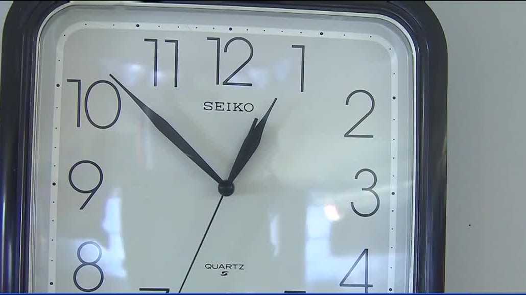 Time to reverse our clocks as daylight saving comes to an end