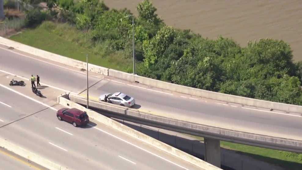 Motorcyclist dead after being ejected, falling off I-64 in Louisville