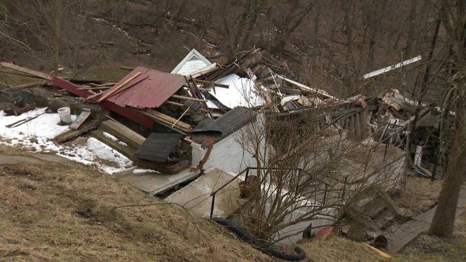 Home collapses in Perry North due to landslide