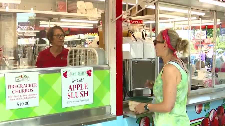 Des Moines mayor juggles fairground food stand and city leadership