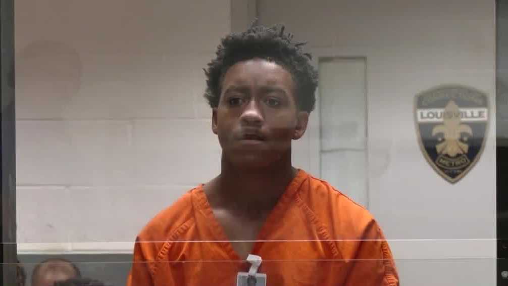 18-year-old charged in deadly Valley Station shooting makes court ...