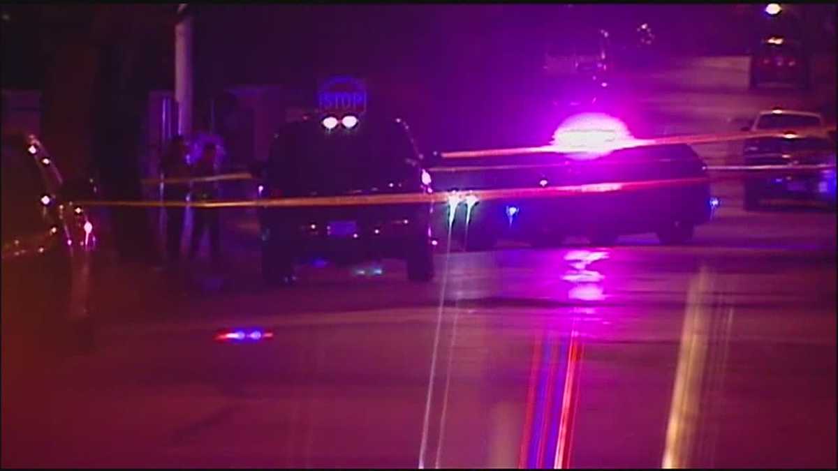 Police look for 3 people after shooting in KC neighborhood