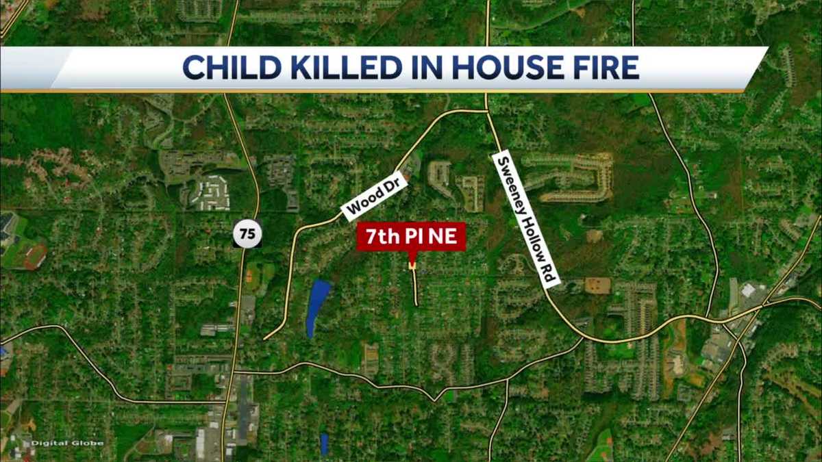 Woman and 7-year-old girl dead after Center Point house fire
