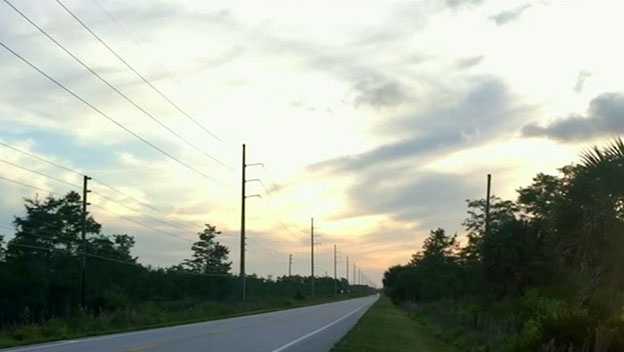 Police searching for driver in hit and run crash that killed bicyclist ...