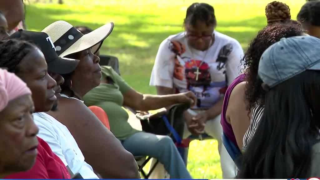 Eustis community mourns three women killed in rollover crash on SR19