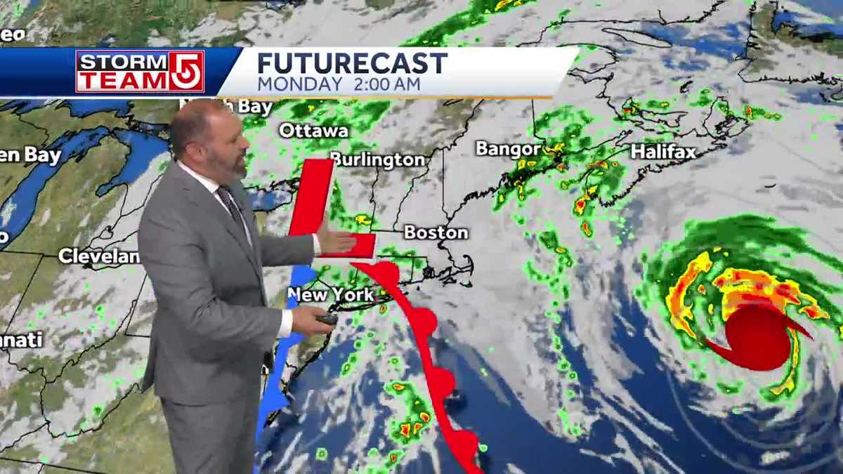 The risk of rain increases from Sunday to Monday