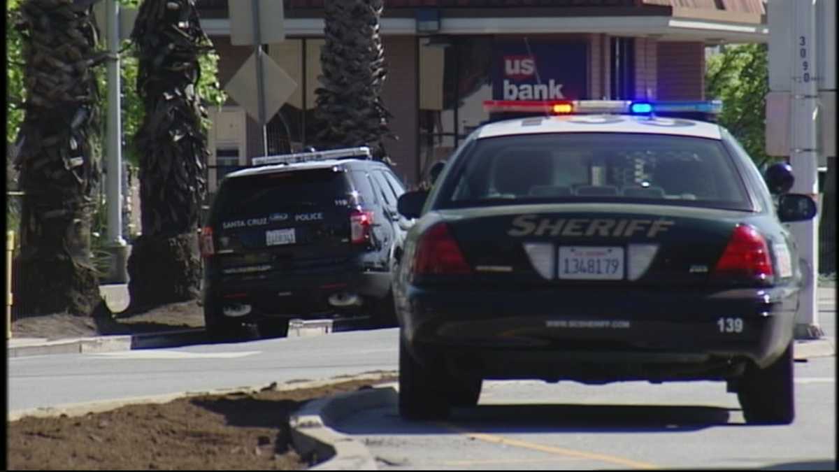 Santa Cruz police searching for 'Mrs. Doubtfire' bank robber