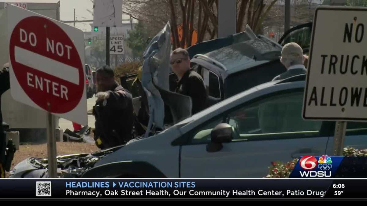 Fourcar crash injures three, including Jefferson Parish deputy