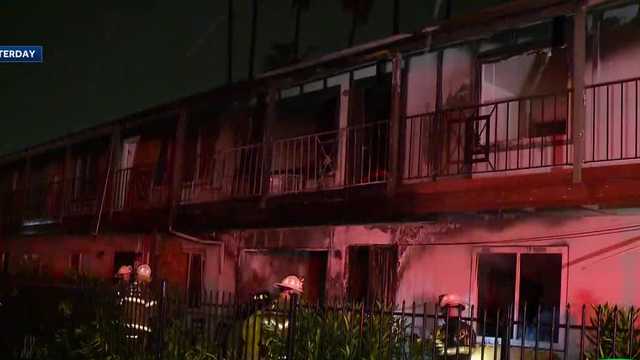 Witness describes escape from Arden-Arcade apartment fire - Vimarsana News