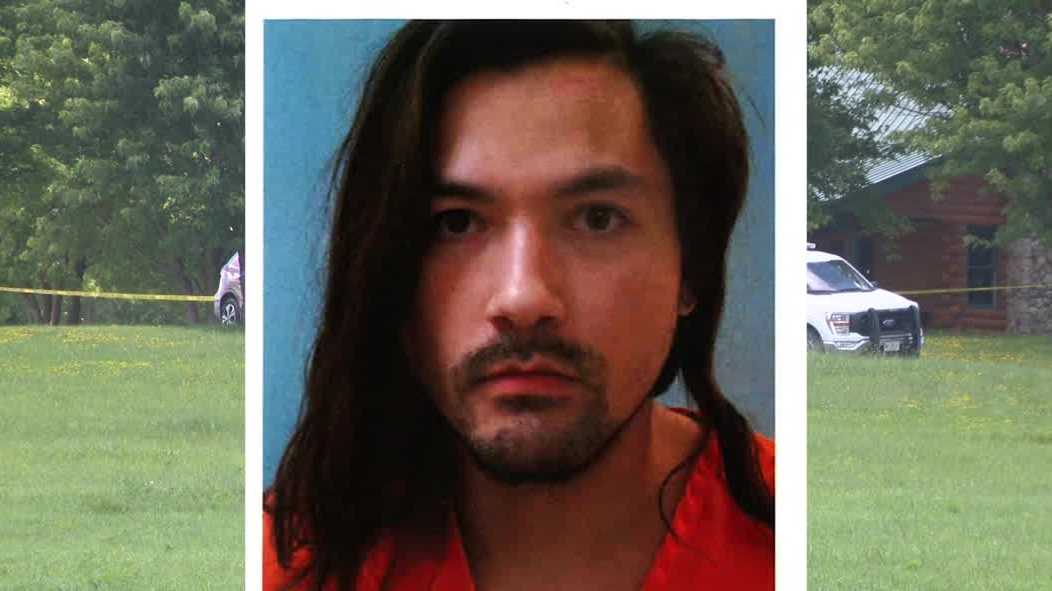 Court documents reveal new details after Iowa man charged with murder in mother’s shooting death