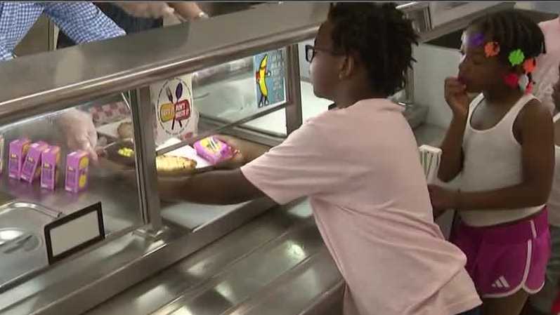 U.S. Summer Meal Programs Expand, Add New Initiatives