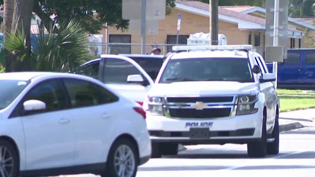 1 hospitalized, 1 in custody as Daytona Beach officers investigate stabbing near school, police say