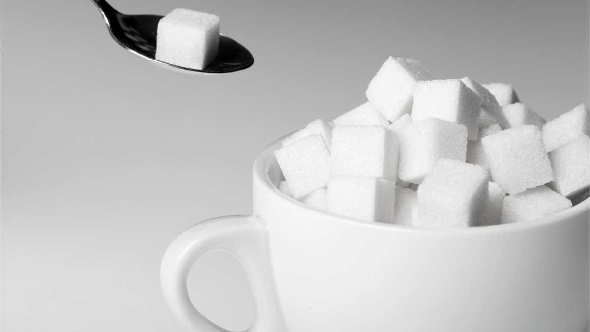 Here are the harmful effects that sugar has on your body