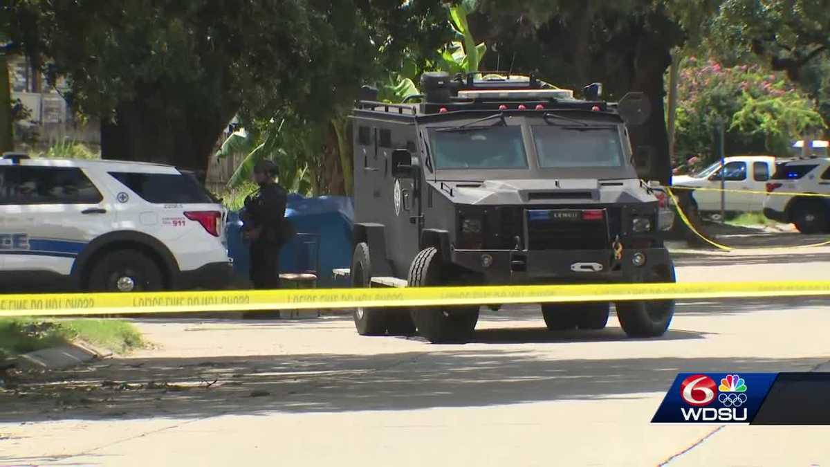 New Orleans police on scene of SWAT Roll in Central City