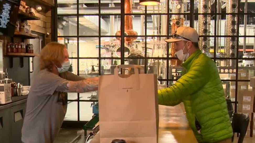 'You got to keep trying': New Sacramento businesses open despite COVID-19 pandemic - Vimarsana News