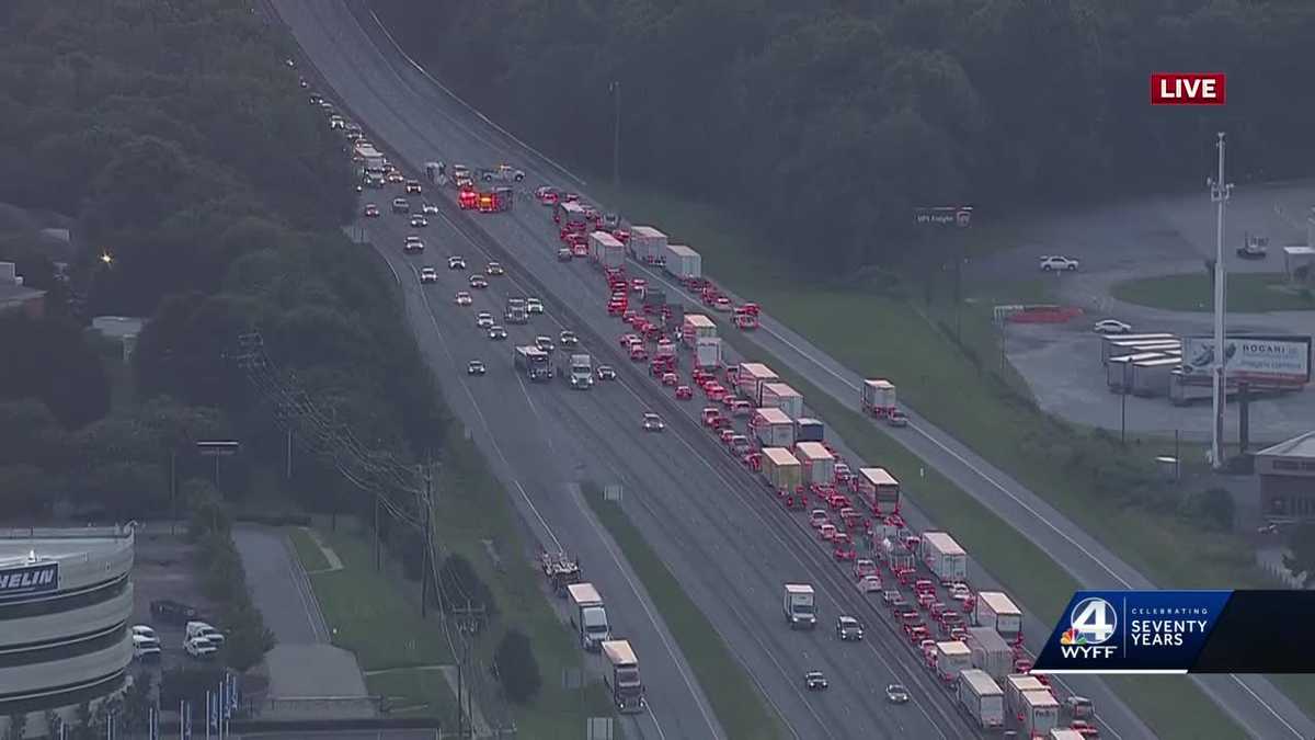 Overturned vehicle and camper block lanes on part of I-85 in South Carolina