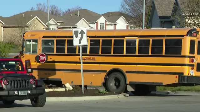 Omaha school bus crash seriously injures 1 person - Vimarsana News