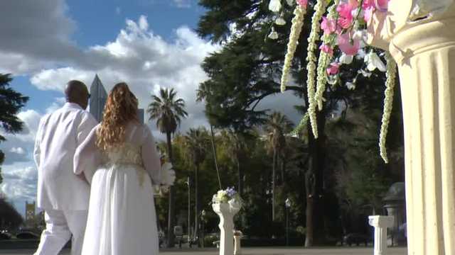 Couples exchange vows at 2:22 p.m. on 2/22/22 - Vimarsana News