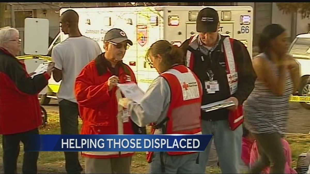Red Cross helps people displaced after apartment fire