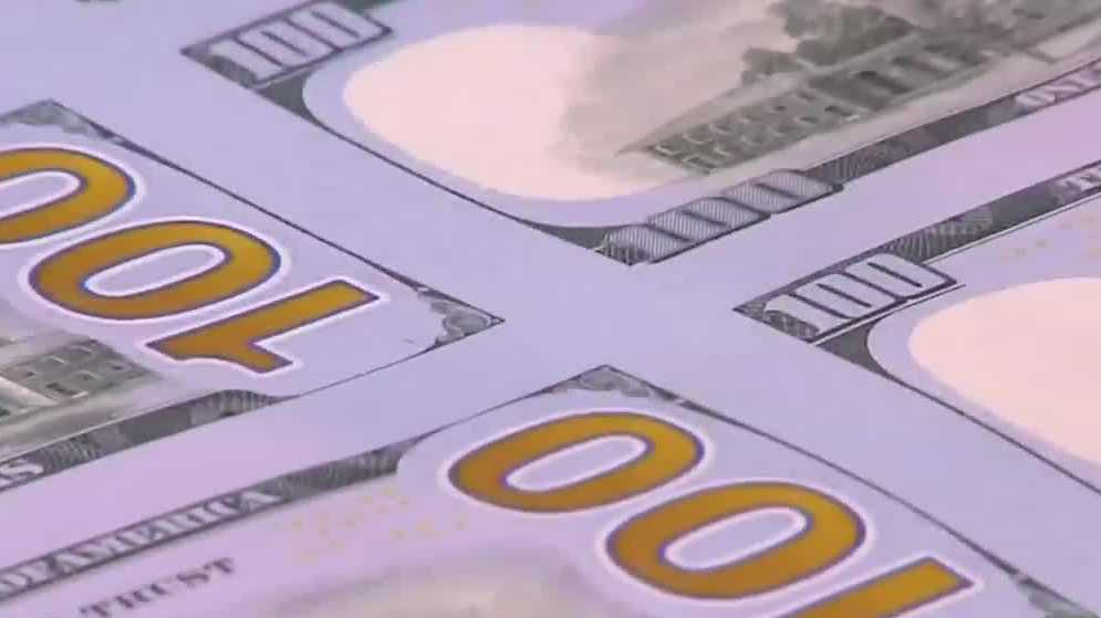600-stimulus-checks-start-to-arrive-in-bank-accounts-on-new-year-s-day
