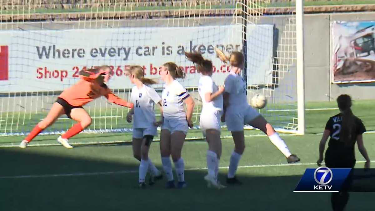 HIGHLIGHTS Metro conference tournament boys and girls soccer finals
