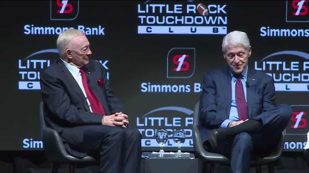 Bill Clinton Thanks Jerry Jones for $10 Million Foundation Gift