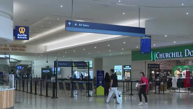Louisville airport reminding travelers to plan ahead during I-65 closure