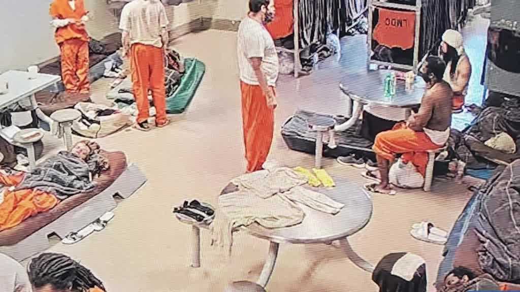 'It's like a nightmare': Former inmate describes 'horrible' conditions ...