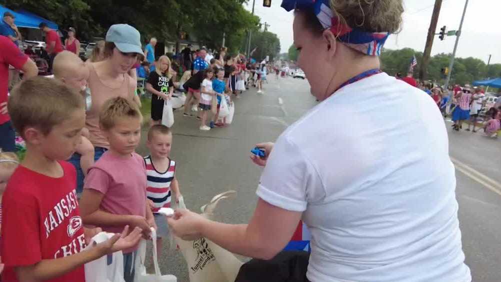 Fourth of July parade held in Slater one year after tragedy