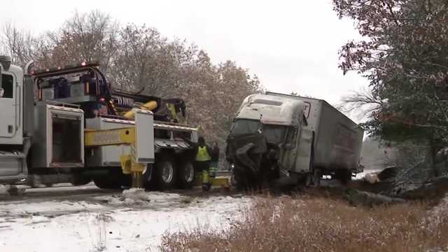 New Hampshire crashes reported; snow makes roads slippery - Vimarsana News