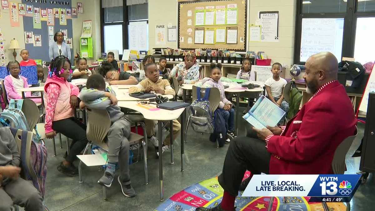 National Day of Reading brings fraternity volunteers to Birmingham classrooms