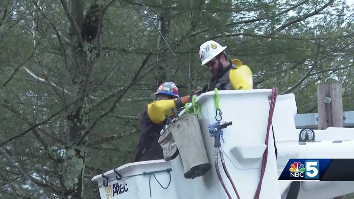 Utility crews spread across rural areas of VT to restore power before ...
