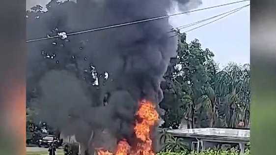 Woman dead in burning car in Dr. Philips area of Orange County