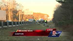 Crash snarls traffic on I-93 in Canton