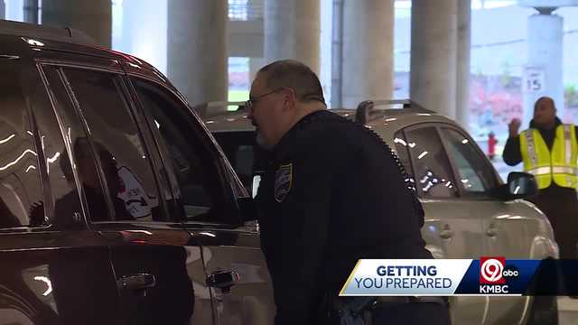 City council works on ways to improve pick ups, drop offs at KCI - Vimarsana News