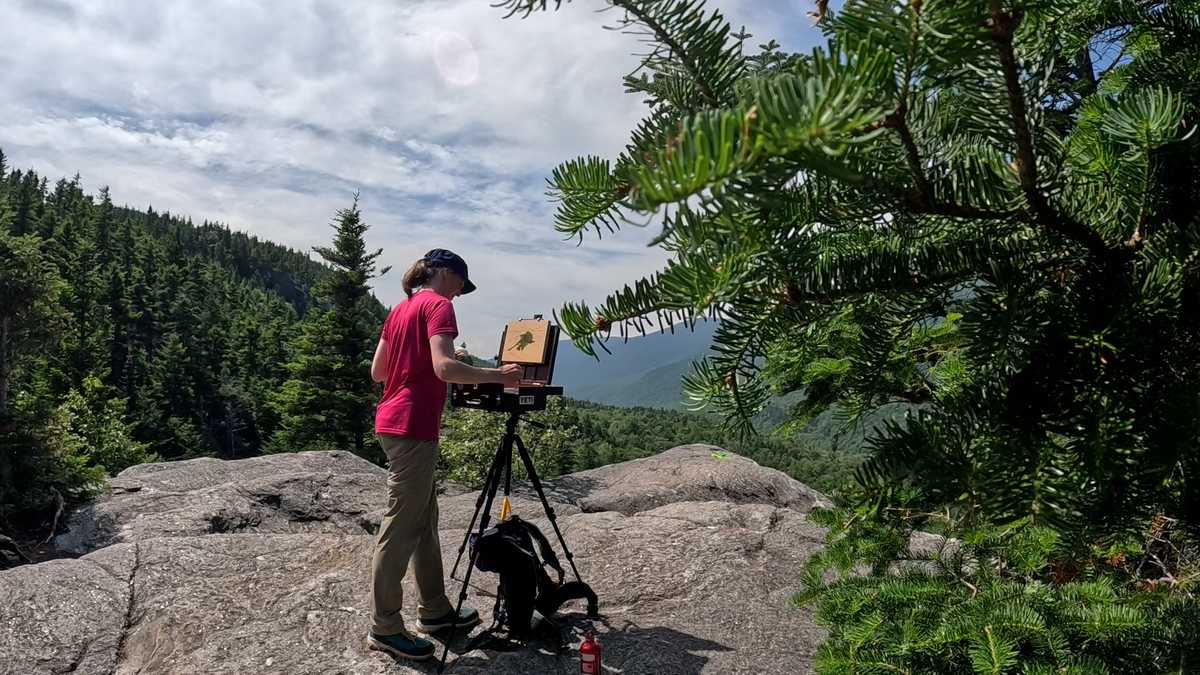 Woman paints gorgeous landscape scenes as she hikes through White Mountains