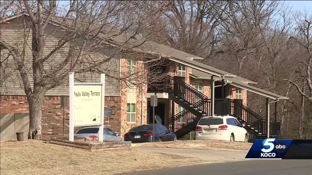 Oklahoma apartment complex gives eviction notices to residents
