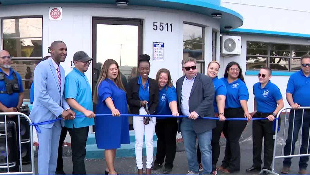 New resource center for homeless teens and young adults opens in Orange ...