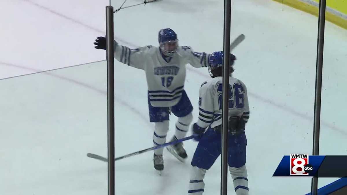 Lewiston hockey team beats Thornton Academy