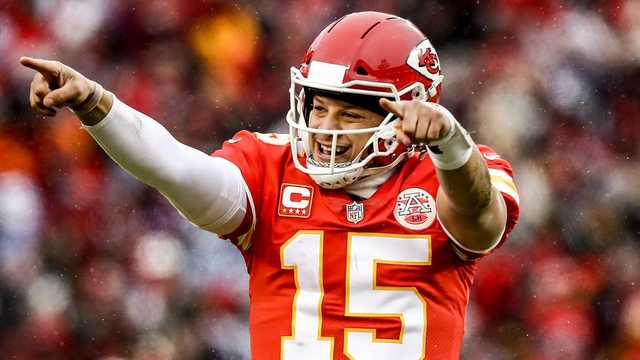 Chiefs' Patrick Mahomes reacts to Madden 99 rating