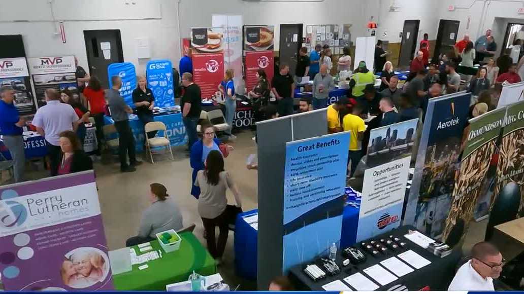Perry Tyson employees attend job fair as plant closure nears - Vimarsana News