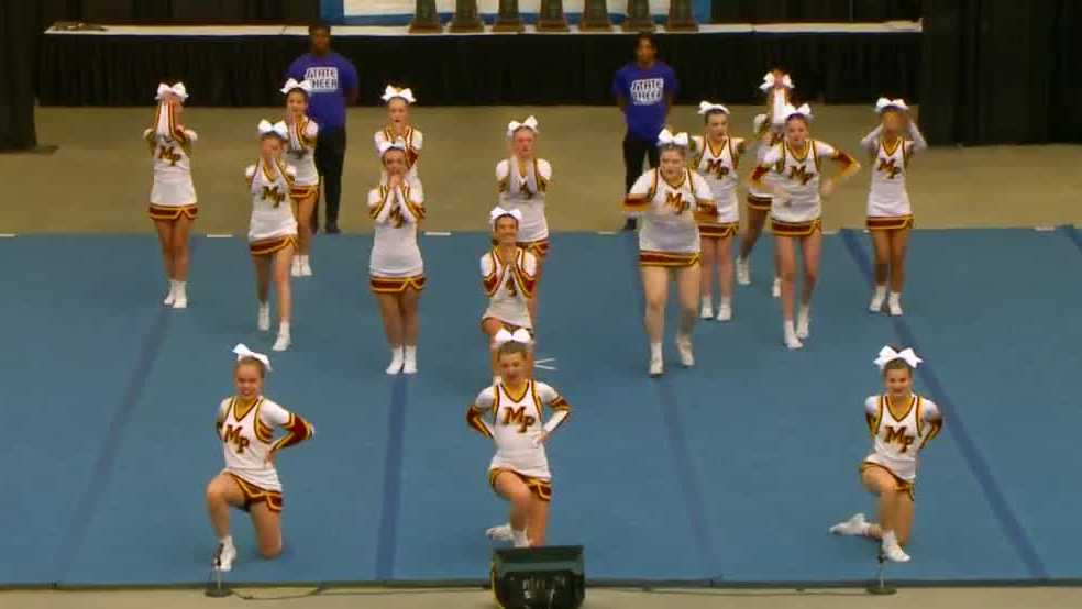 Iowa High School Cheerleading Championships return in a hybrid setting