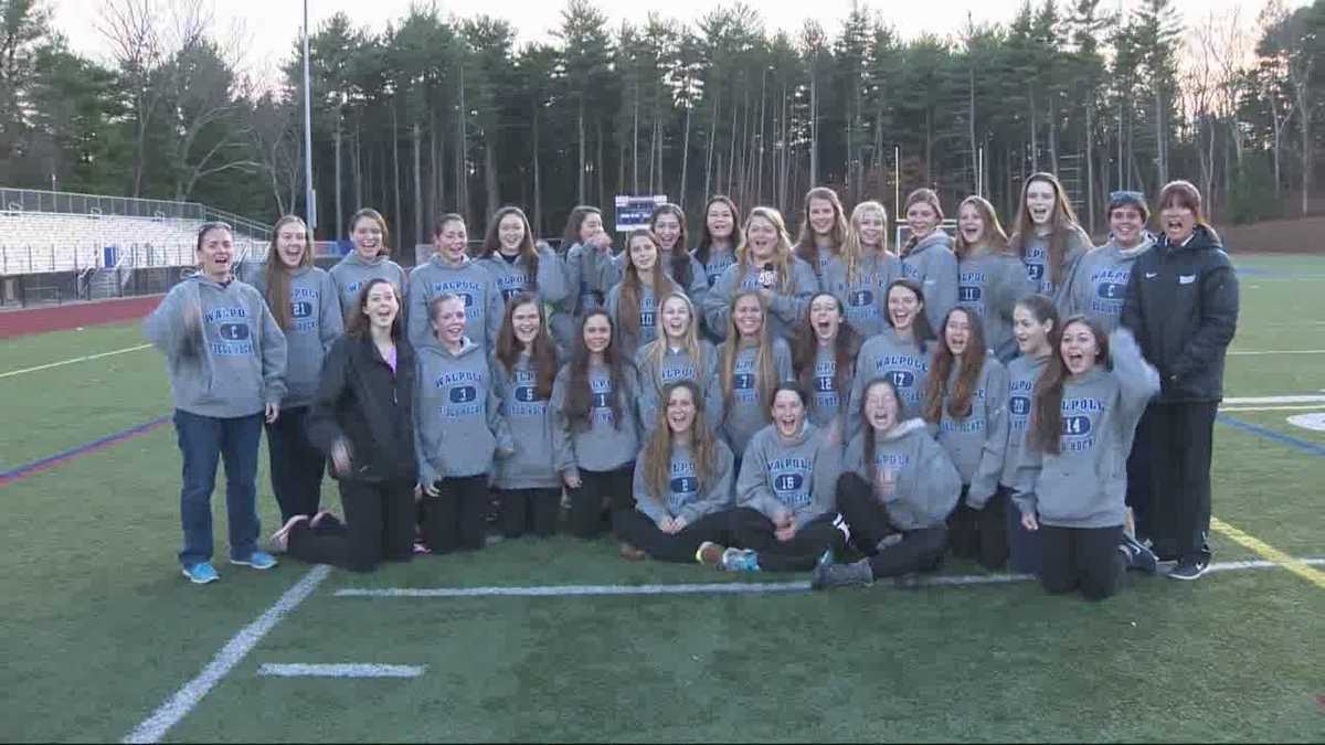 High 5 Walpole High's field hockey team