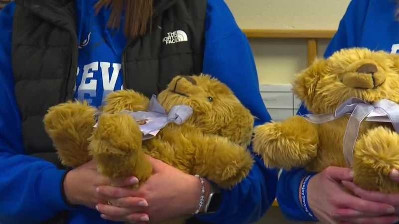 Perry schools receive donation of therapeutic teddy bears