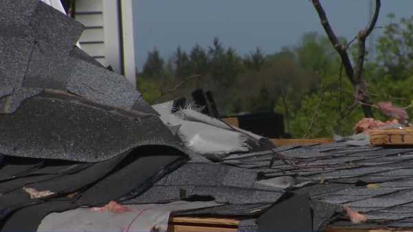 osceola home loses roof in ef-1 tornado