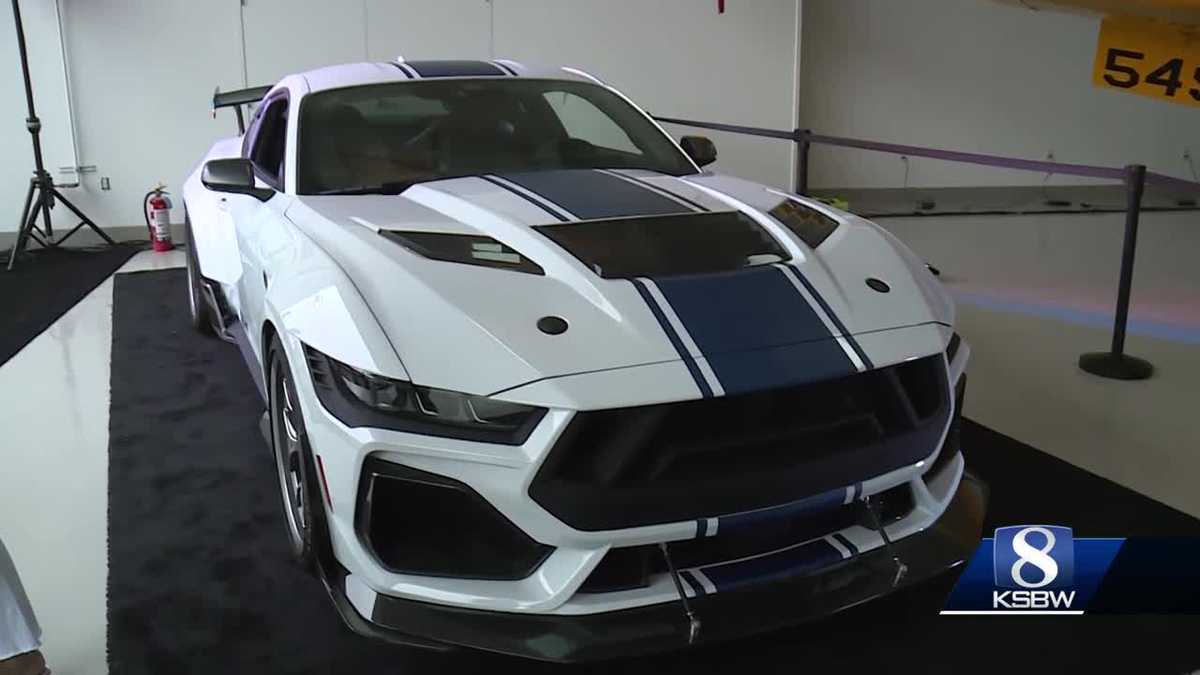 Shelby American unveils 850-hp 2026 Super Snake-R at Monterey Car Week