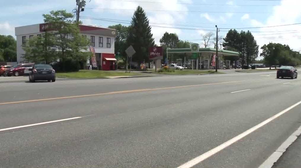 Portsmouth police investigate hitandrun; victim suffers life