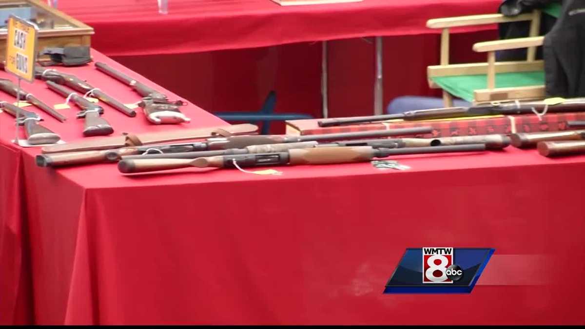 Gun laws, safety hot topic at Augusta Gun Show