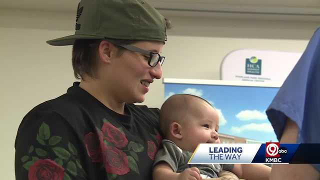 KC-area mom and son reunite with helicopter team that saved them - Vimarsana News